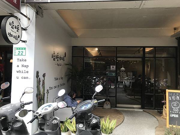 4861D574-0354-4E73-9B30-B98460F31460_1_102_o