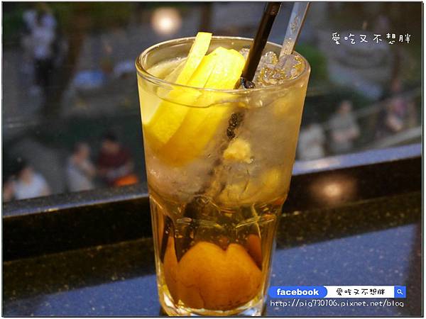 【台北市/美食】超誘人!爆衝的牛肉起士三文治。茗香園冰室/港式茶餐廳。捷運中山站1號出口/新光三越南西店後方 【台北市/美食】超誘人!爆衝的牛肉起士三文治。茗香園冰室/港式茶餐廳。捷運中山站1號出口/新光三越南西店後方