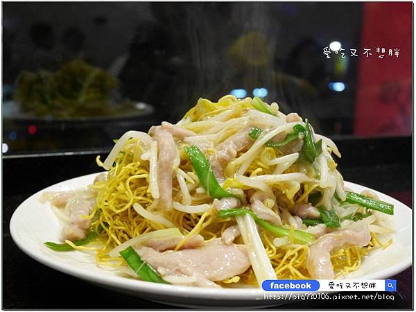 【台北市/美食】超誘人!爆衝的牛肉起士三文治。茗香園冰室/港式茶餐廳。捷運中山站1號出口/新光三越南西店後方 【台北市/美食】超誘人!爆衝的牛肉起士三文治。茗香園冰室/港式茶餐廳。捷運中山站1號出口/新光三越南西店後方