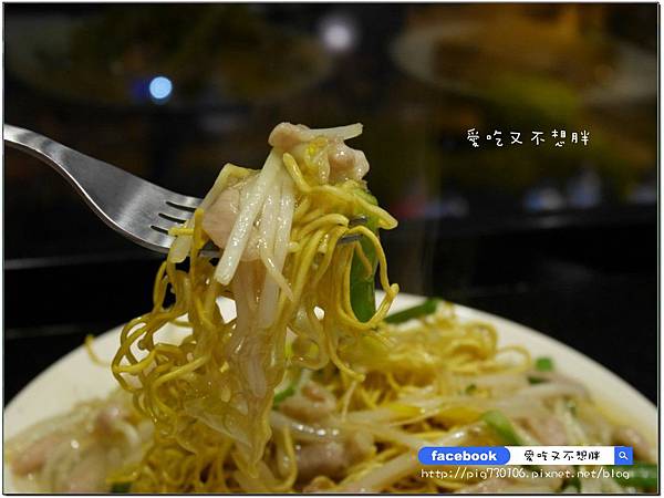 【台北市/美食】超誘人!爆衝的牛肉起士三文治。茗香園冰室/港式茶餐廳。捷運中山站1號出口/新光三越南西店後方 【台北市/美食】超誘人!爆衝的牛肉起士三文治。茗香園冰室/港式茶餐廳。捷運中山站1號出口/新光三越南西店後方