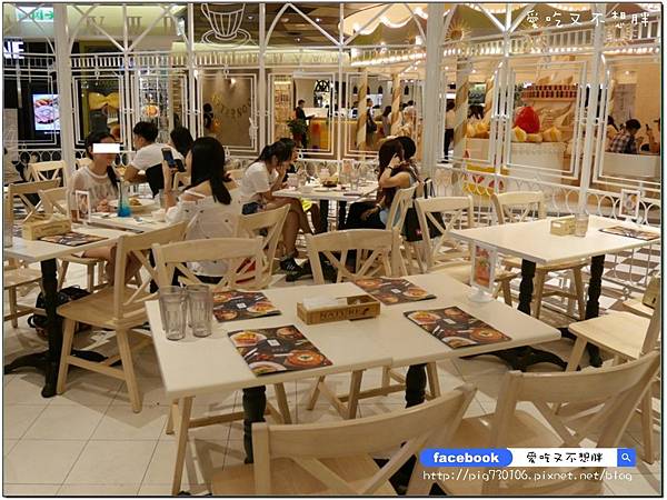 【台北市/美食】中秋聚餐好去處!一整桶巨無霸海鮮桶直接上桌!整隻雞腿超豪邁~冰果甜心。ATT 4 FUN 【台北市/美食】中秋聚餐好去處!一整桶巨無霸海鮮桶直接上桌!整隻雞腿超豪邁~冰果甜心。ATT 4 FUN