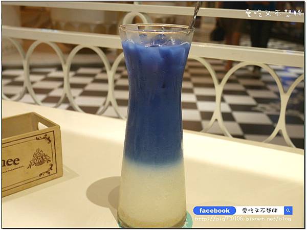 【台北市/美食】中秋聚餐好去處!一整桶巨無霸海鮮桶直接上桌!整隻雞腿超豪邁~冰果甜心。ATT 4 FUN 【台北市/美食】中秋聚餐好去處!一整桶巨無霸海鮮桶直接上桌!整隻雞腿超豪邁~冰果甜心。ATT 4 FUN