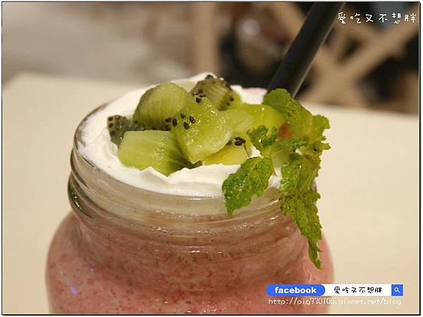 【台北市/美食】中秋聚餐好去處!一整桶巨無霸海鮮桶直接上桌!整隻雞腿超豪邁~冰果甜心。ATT 4 FUN 【台北市/美食】中秋聚餐好去處!一整桶巨無霸海鮮桶直接上桌!整隻雞腿超豪邁~冰果甜心。ATT 4 FUN