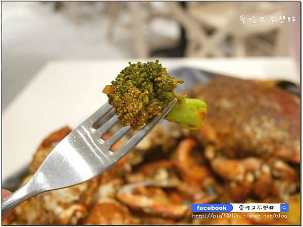 【台北市/美食】中秋聚餐好去處!一整桶巨無霸海鮮桶直接上桌!整隻雞腿超豪邁~冰果甜心。ATT 4 FUN 【台北市/美食】中秋聚餐好去處!一整桶巨無霸海鮮桶直接上桌!整隻雞腿超豪邁~冰果甜心。ATT 4 FUN