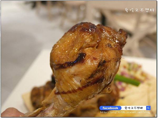 【台北市/美食】中秋聚餐好去處!一整桶巨無霸海鮮桶直接上桌!整隻雞腿超豪邁~冰果甜心。ATT 4 FUN 【台北市/美食】中秋聚餐好去處!一整桶巨無霸海鮮桶直接上桌!整隻雞腿超豪邁~冰果甜心。ATT 4 FUN