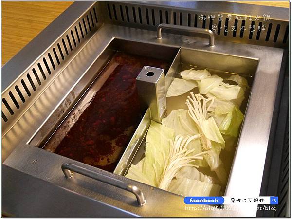 【新莊/美食】超平價豪華雙人套餐。份量多用餐空間舒適。鴨血豆腐免費續!輔仁大學旁。御楓鴛鴦麻辣火鍋 【新莊/美食】超平價豪華雙人套餐。份量多用餐空間舒適。鴨血豆腐免費續!輔仁大學旁。御楓鴛鴦麻辣火鍋