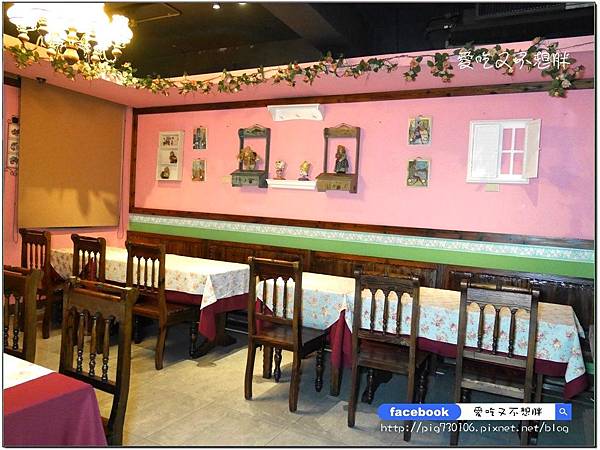 【新北市三重/美食】超大一盤德國豬腳只要588元!邪惡花生起司堡份量十足也才248元!平價氣氛好,約會好場所!鬍子爵士 【新北市三重/美食】超大一盤德國豬腳只要588元!邪惡花生起司堡份量十足也才248元!平價氣氛好,約會好場所!鬍子爵士