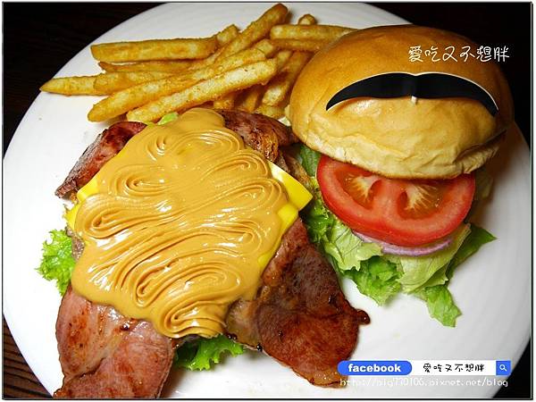 【新北市三重/美食】超大一盤德國豬腳只要588元!邪惡花生起司堡份量十足也才248元!平價氣氛好,約會好場所!鬍子爵士 【新北市三重/美食】超大一盤德國豬腳只要588元!邪惡花生起司堡份量十足也才248元!平價氣氛好,約會好場所!鬍子爵士