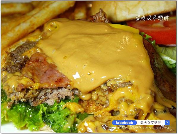 【新北市三重/美食】超大一盤德國豬腳只要588元!邪惡花生起司堡份量十足也才248元!平價氣氛好,約會好場所!鬍子爵士 【新北市三重/美食】超大一盤德國豬腳只要588元!邪惡花生起司堡份量十足也才248元!平價氣氛好,約會好場所!鬍子爵士