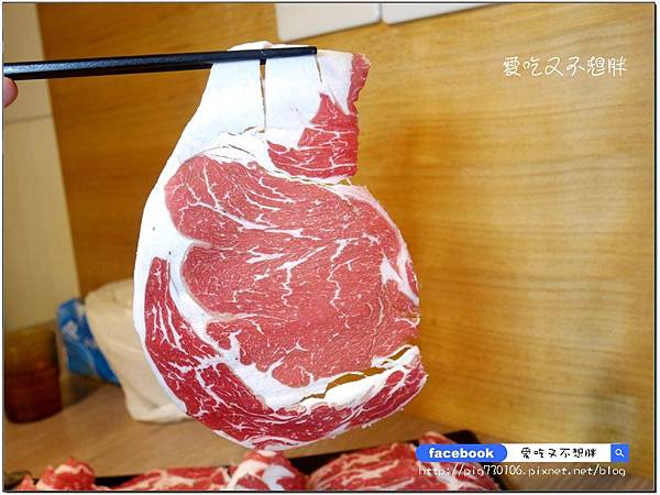 【新北市三重/美食】三訪多了新花樣~國王蝦與明蝦比一比。老闆大氣和牛用送的!順口又回甘的麻辣鍋好好喝~~築湘 養生麻辣火鍋 【新北市三重/美食】三訪多了新花樣~國王蝦與明蝦比一比。老闆大氣和牛用送的!順口又回甘的麻辣鍋好好喝~~築湘 養生麻辣火鍋