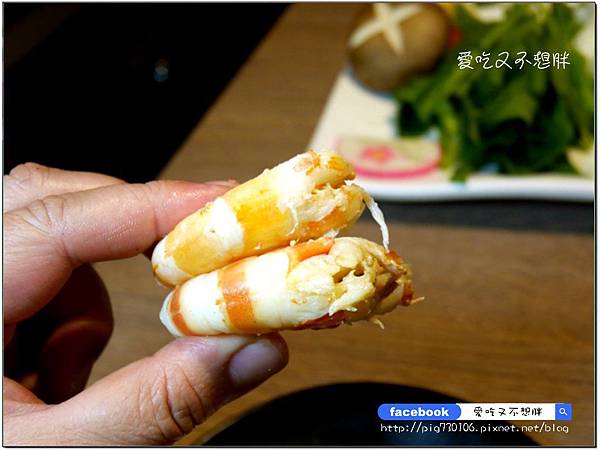 【新北市三重/美食】三訪多了新花樣~國王蝦與明蝦比一比。老闆大氣和牛用送的!順口又回甘的麻辣鍋好好喝~~築湘 養生麻辣火鍋 【新北市三重/美食】三訪多了新花樣~國王蝦與明蝦比一比。老闆大氣和牛用送的!順口又回甘的麻辣鍋好好喝~~築湘 養生麻辣火鍋