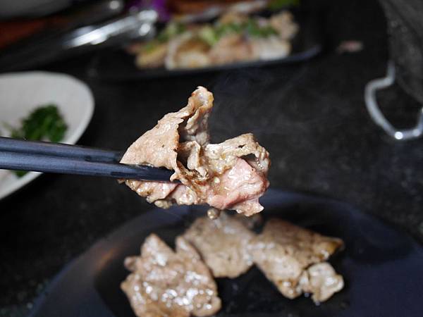 【新北市/美食】大口吃肉別怕荷包大失血!活動分享按讚送高品質的肉~適合聚餐/吃到飽!燒惑日式炭火燒肉店 【新北市/美食】大口吃肉別怕荷包大失血!活動分享按讚送高品質的肉~適合聚餐/吃到飽!燒惑日式炭火燒肉店