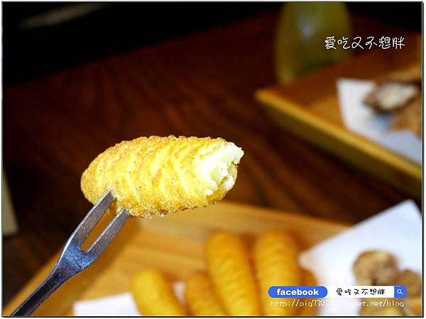 【三重區/美食】好好坐下來吃鹹酥雞吧!全台首創內用鹹酥雞餐廳!炸去啃 職人炸物( 三重店) 【三重區/美食】好好坐下來吃鹹酥雞吧!全台首創內用鹹酥雞餐廳!炸去啃 職人炸物( 三重店)