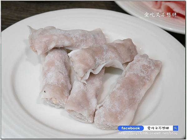 【台北市東區/美食】超便宜!火鍋套餐只要199元~開二鍋再送牛排!安格斯牛排牛肉麵只要99元!W.瓦法奇朵 Waffogato (東區敦南店) 【台北市東區/美食】超便宜!火鍋套餐只要199元~開二鍋再送牛排!安格斯牛排牛肉麵只要99元!W.瓦法奇朵 Waffogato (東區敦南店)