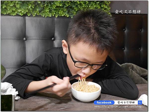 【台北市東區/美食】超便宜!火鍋套餐只要199元~開二鍋再送牛排!安格斯牛排牛肉麵只要99元!W.瓦法奇朵 Waffogato (東區敦南店) 【台北市東區/美食】超便宜!火鍋套餐只要199元~開二鍋再送牛排!安格斯牛排牛肉麵只要99元!W.瓦法奇朵 Waffogato (東區敦南店)