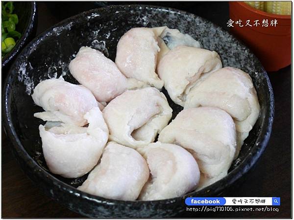 【基隆美食/火鍋】臭到府 麻辣臭豆腐鴛鴦火鍋~臭豆腐火鍋你吃過了嗎?鴨血、臭豆腐免費續加!超有特色、吃過後會懷念! 【基隆美食/火鍋】臭到府 麻辣臭豆腐鴛鴦火鍋~臭豆腐火鍋你吃過了嗎?鴨血、臭豆腐免費續加!超有特色、吃過後會懷念!