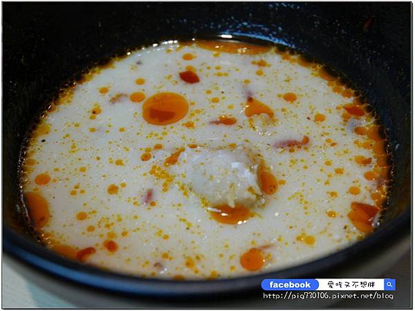 【板橋/火鍋】雙人龍蝦無敵海陸鍋只要1580元!玻璃瓶飲料無限暢飲!必點牛奶鍋、麻辣鍋!JA 鍋物 【板橋/火鍋】雙人龍蝦無敵海陸鍋只要1580元!玻璃瓶飲料無限暢飲!必點牛奶鍋、麻辣鍋!JA 鍋物