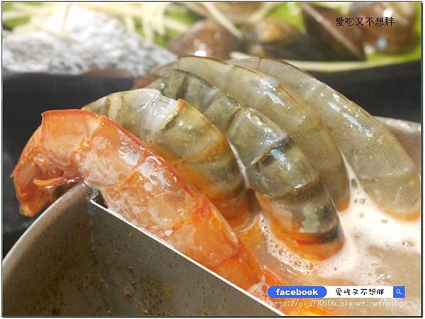 【板橋/火鍋】雙人龍蝦無敵海陸鍋只要1580元!玻璃瓶飲料無限暢飲!必點牛奶鍋、麻辣鍋!JA 鍋物 【板橋/火鍋】雙人龍蝦無敵海陸鍋只要1580元!玻璃瓶飲料無限暢飲!必點牛奶鍋、麻辣鍋!JA 鍋物