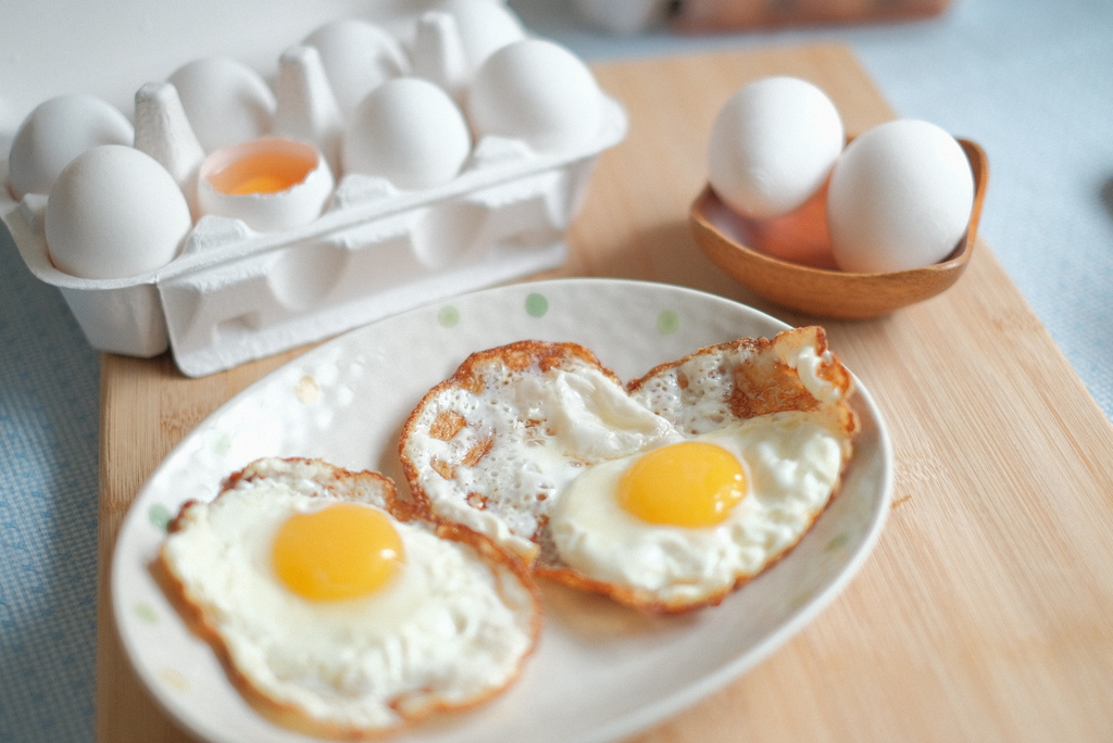 SPF 龜毛生食蛋，超簡單雞蛋料理作法分享。