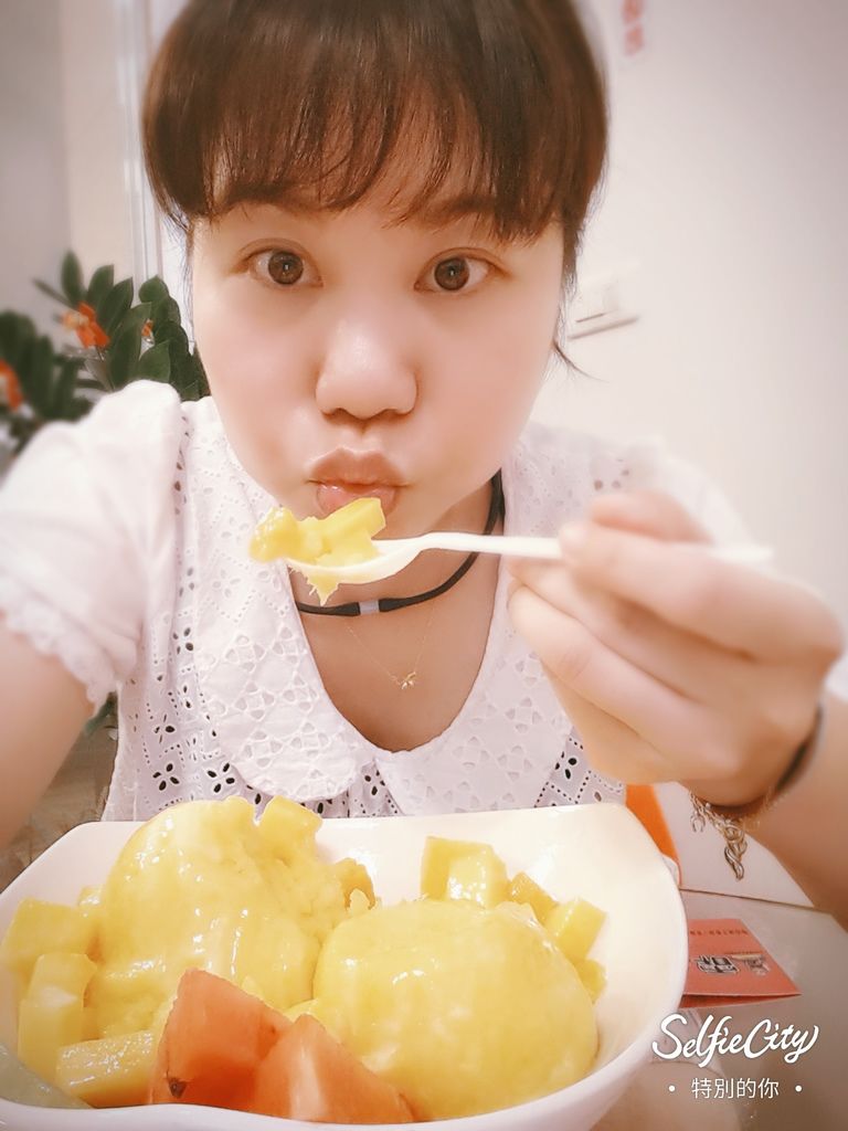 SelfieCity_20170629194528_save.jpg SelfieCity_20170629194528_save.jpg