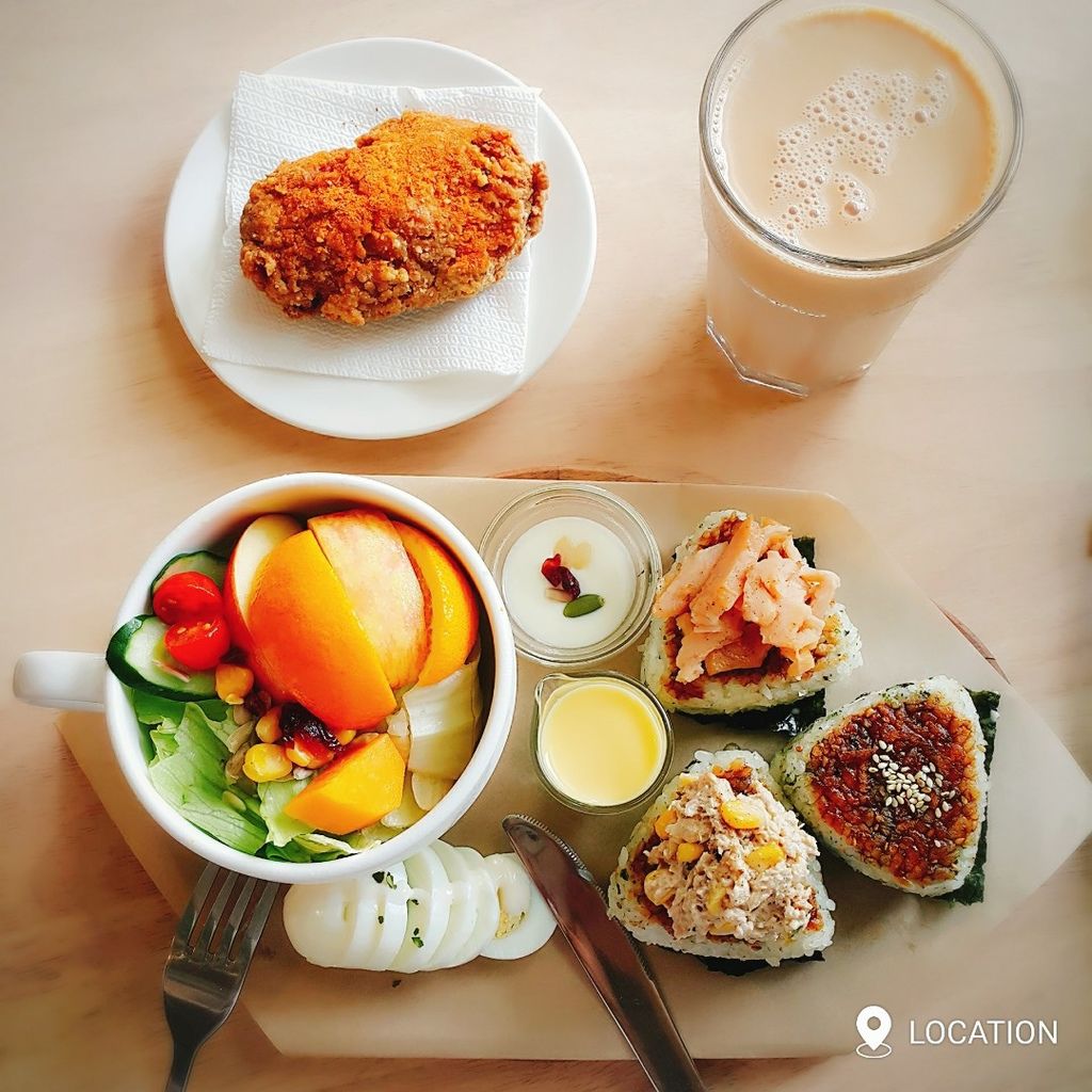 SelfieCity_20171017110657_save_ep_slim.jpg SelfieCity_20171017110657_save_ep_slim.jpg