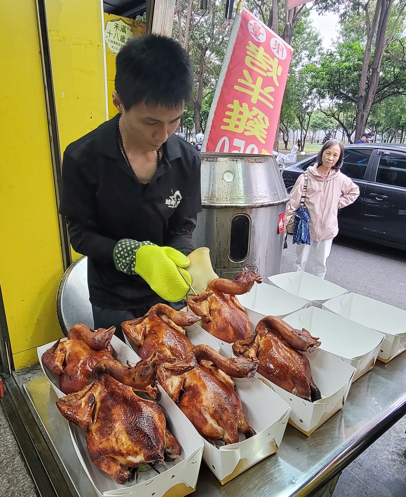 嘉義市區文化路越南烤雞王嘉義店/出爐秒殺/四種口味有創新有古