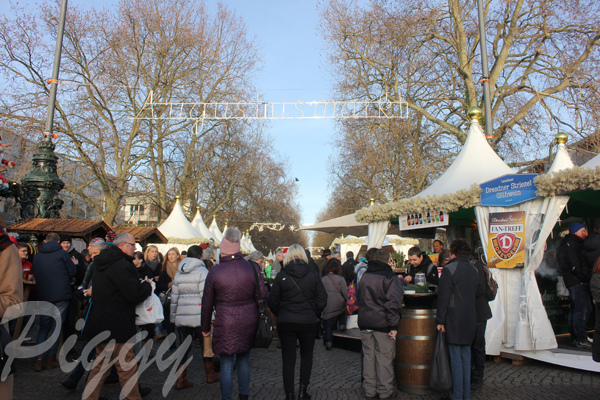 weihnachtsmarkt dresden3.jpg