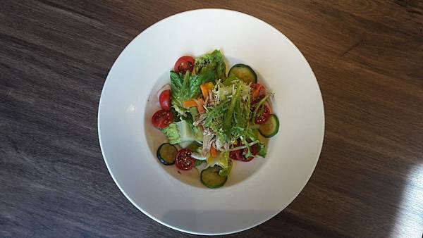 【台中西屯】茶六燒肉堂-輕井澤新品牌，燒肉火鍋精緻吃，一次滿足兩種需求！