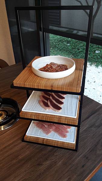 【台中西屯】茶六燒肉堂-輕井澤新品牌，燒肉火鍋精緻吃，一次滿足兩種需求！