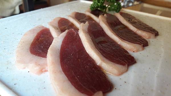 【台中西屯】茶六燒肉堂-輕井澤新品牌，燒肉火鍋精緻吃，一次滿足兩種需求！