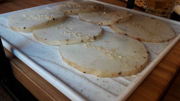 【台中西屯】茶六燒肉堂-輕井澤新品牌，燒肉火鍋精緻吃，一次滿足兩種需求！