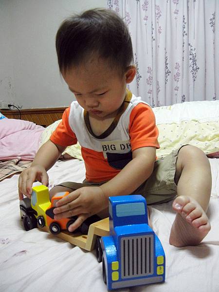 Melissa & Doug 木製車