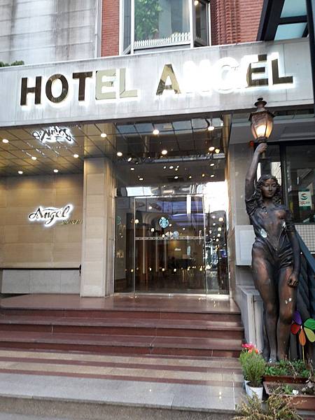 angel hotel