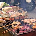 食物都用成一串串販賣