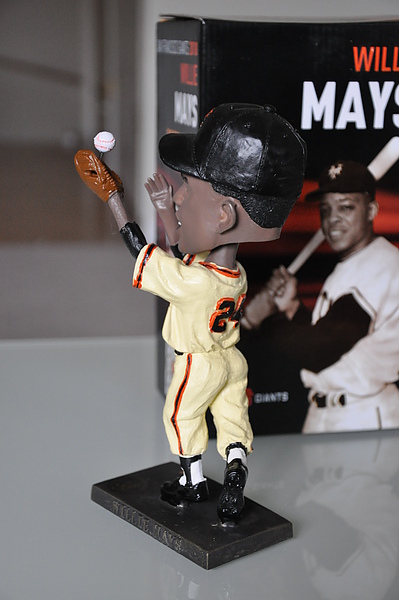 有點不一樣的 Bobblehead — Willie Mays 'The Catch' 