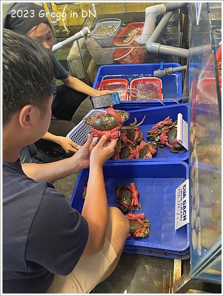 【峴港】一連三訪的Bà Năm 海鮮餐廳 【峴港】一連三訪的Bà Năm 海鮮餐廳