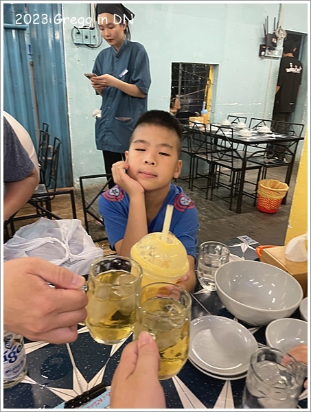 【峴港】一連三訪的Bà Năm 海鮮餐廳 【峴港】一連三訪的Bà Năm 海鮮餐廳