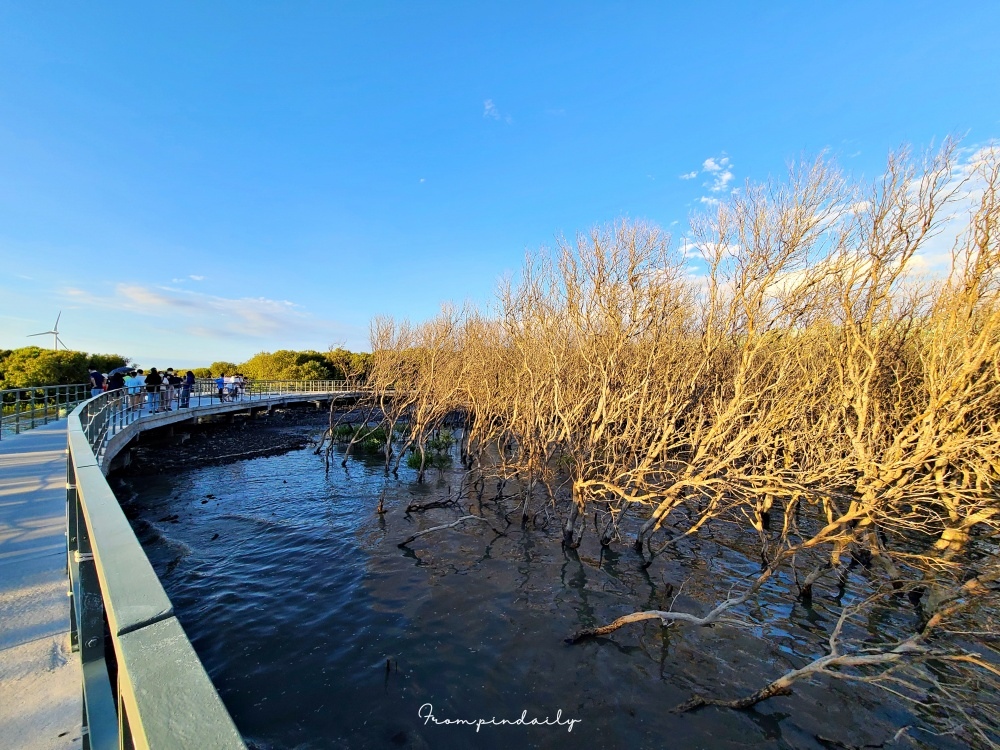 sea and sky walk-9.jpg