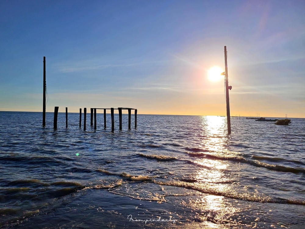 sea and sky walk-7.jpg