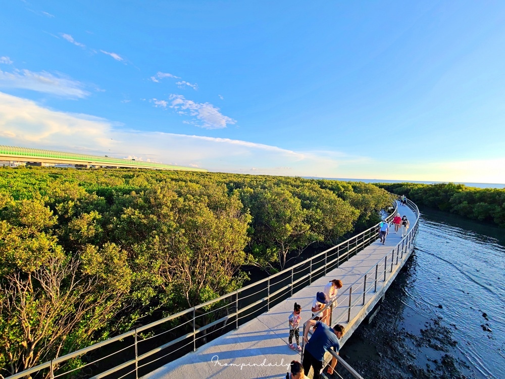 sea and sky walk-15.jpg