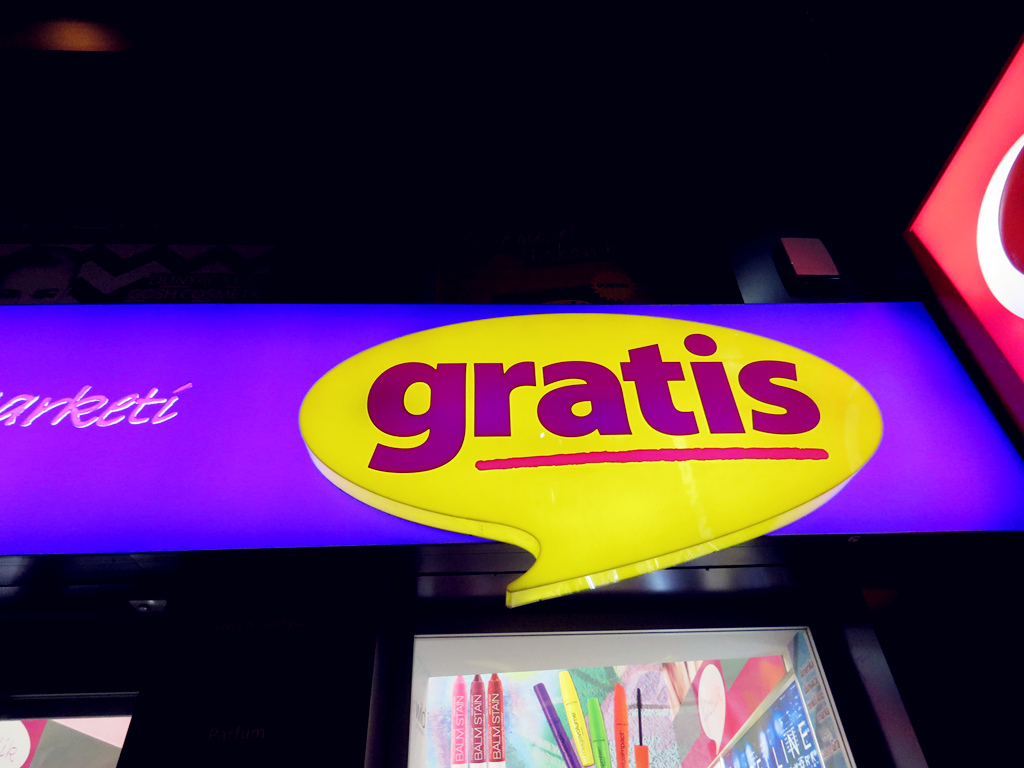 Gratis (1).jpg