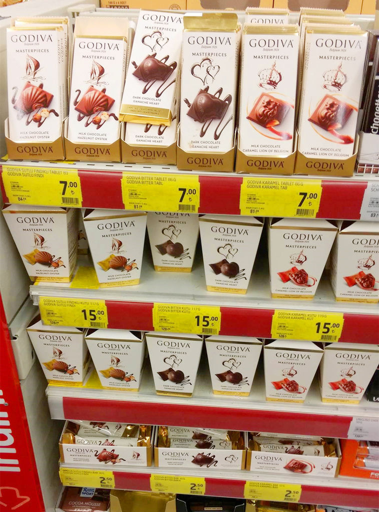 GODIVA in Migros.jpg