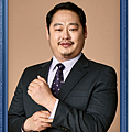 鄭治仁/李宥俊 飾.png