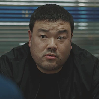 趙漢哲／金志勳 飾.png