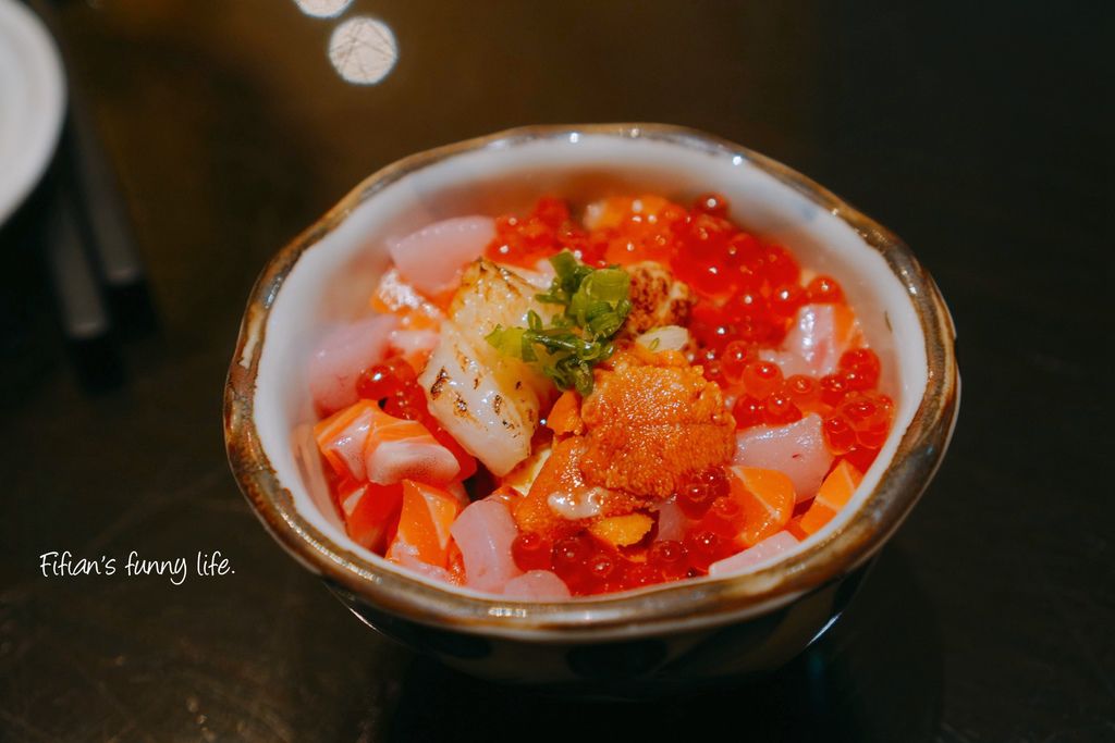 | 信義區美食 | 心月懷石日本料理 溫馨氣氛適合家人朋友聚會的高級精緻無菜單料理 每日新鮮漁貨擄獲饕客的心