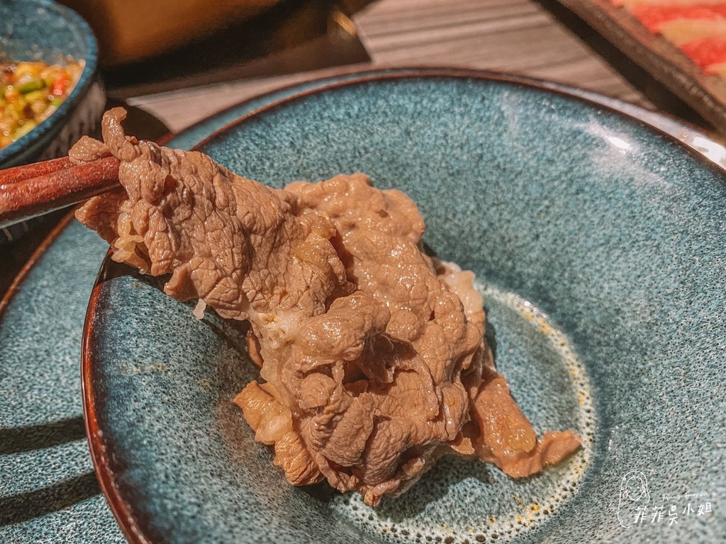 | 台北美食 | 涮辛酸麻辣火鍋吃到飽