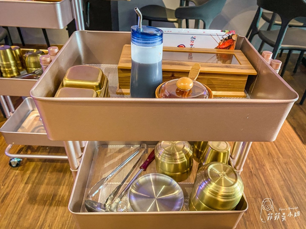 | 台北美食 | 부산 韩鸡 龙虾一只鸡 首尔中和连城店