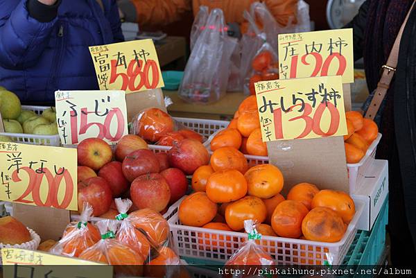 休息站野菜市場