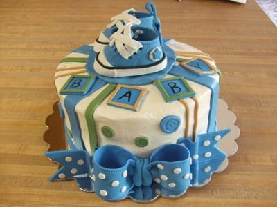 baby-boy-converse-cake-21317247