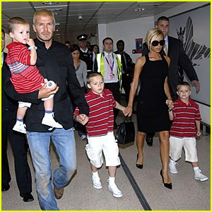 beckham-family-heathrow-airport